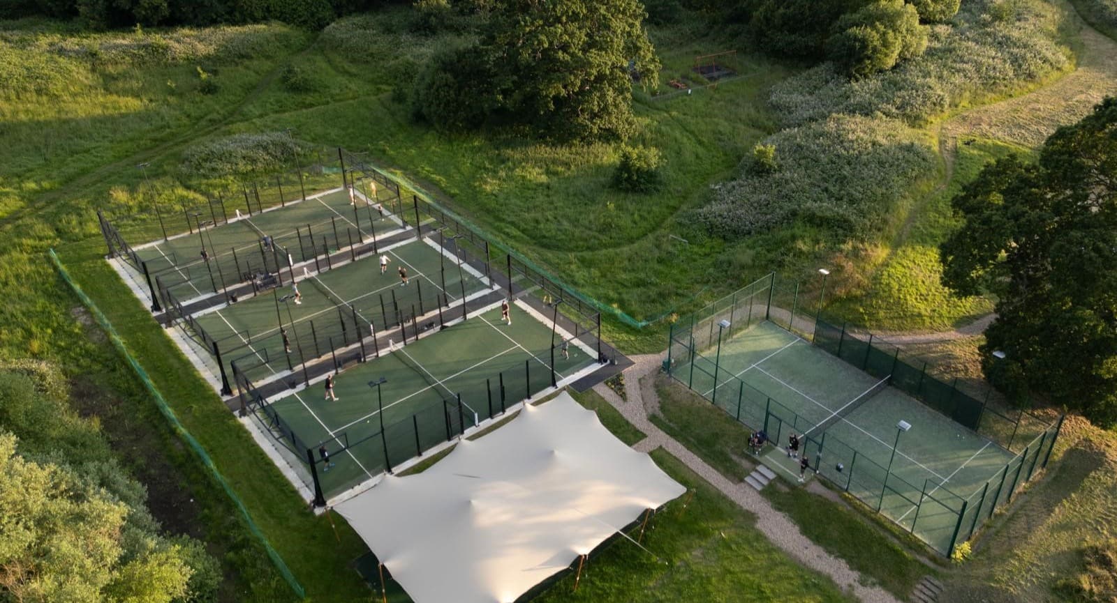Ezeepadel Weybridge